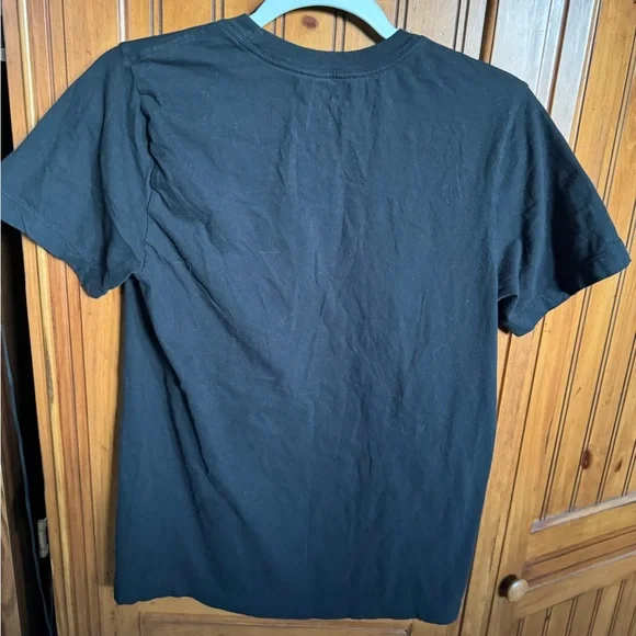 Nike Black T-Shirt with Red Swoosh - Picture 3 of 3